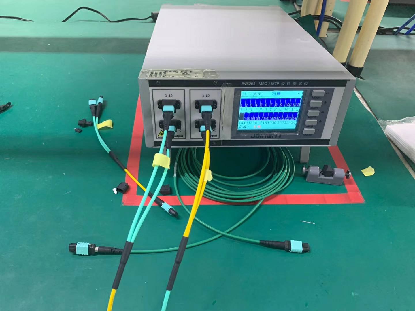 MPO and MTP connector testing equipment at JHT NetFiber